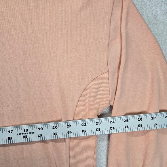 Grayson Social Oversized Sweatshirt Womens M Chicago Graphic Pullover Pink New - Picture 8 of 9